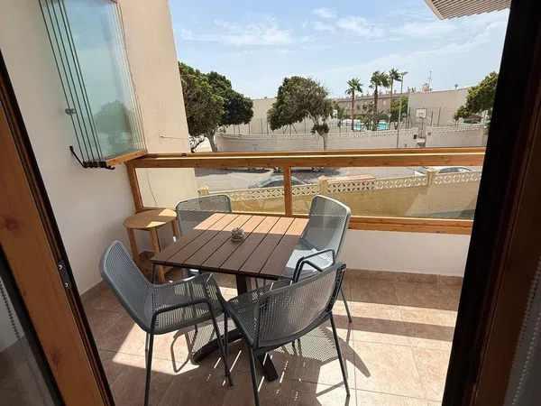 Piso en Camino del Encaje, 17, Retamar, Retamar - Foto 1