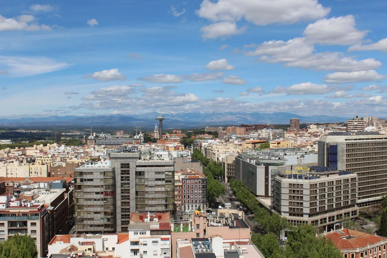 Estudio en calle Princesa, 27