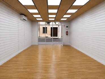 Local comercial en  Carrer Llobregat 101 - Foto 2