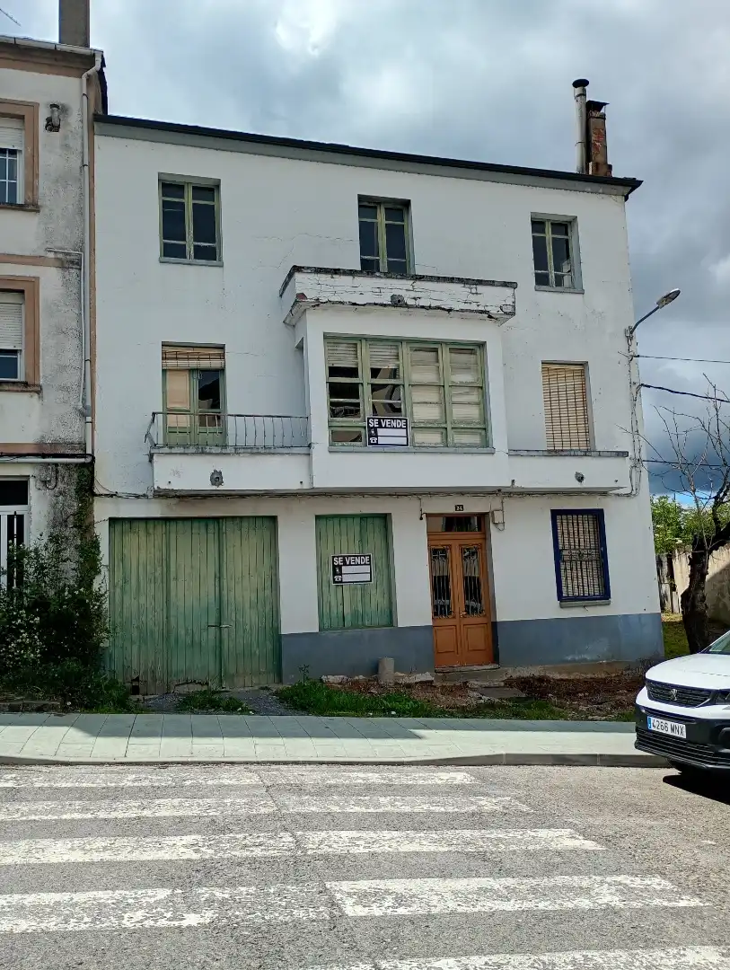 Casa adosada en  Rúa Eulogio Rosón 34 - Foto 2