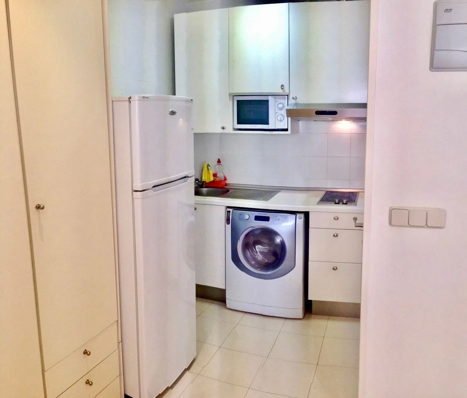 Estudio en calle de Cardenal Mendoza, 27 - Foto 4