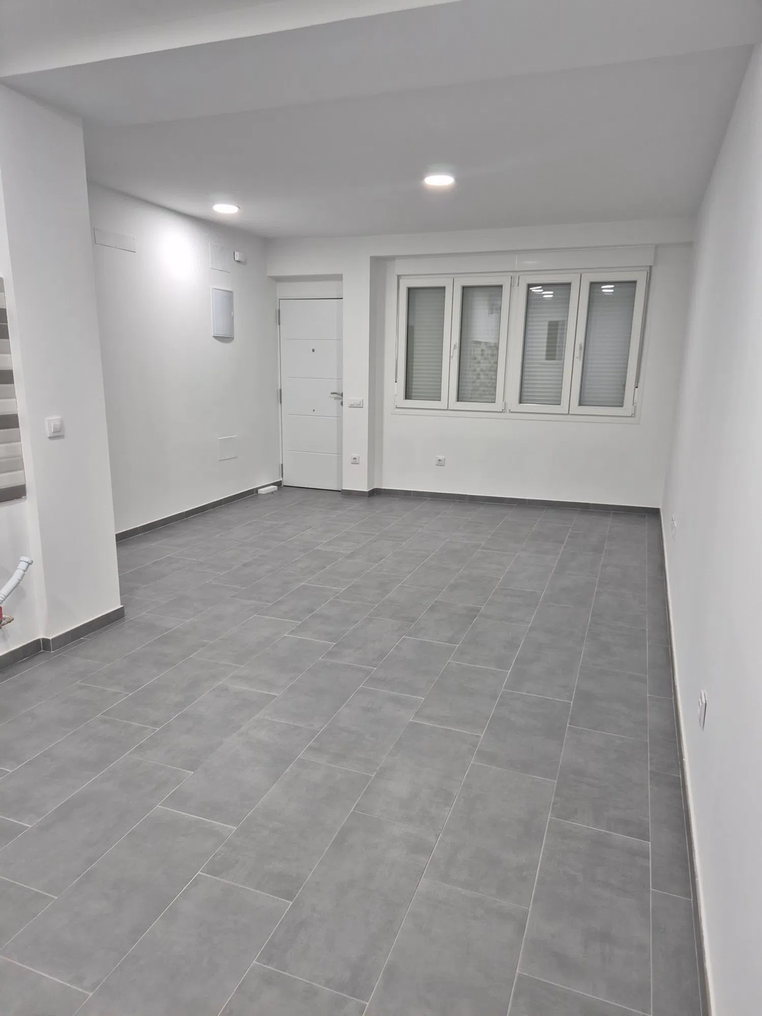 Piso en calle de Viena, 5