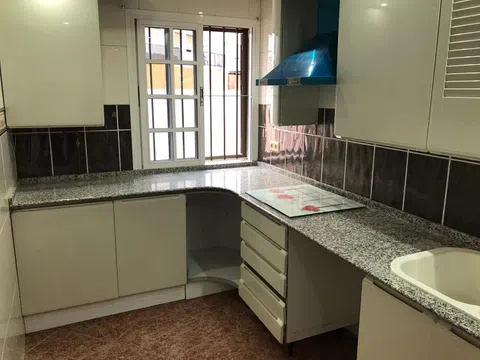 Piso en calle Amador de los Ríos, 15