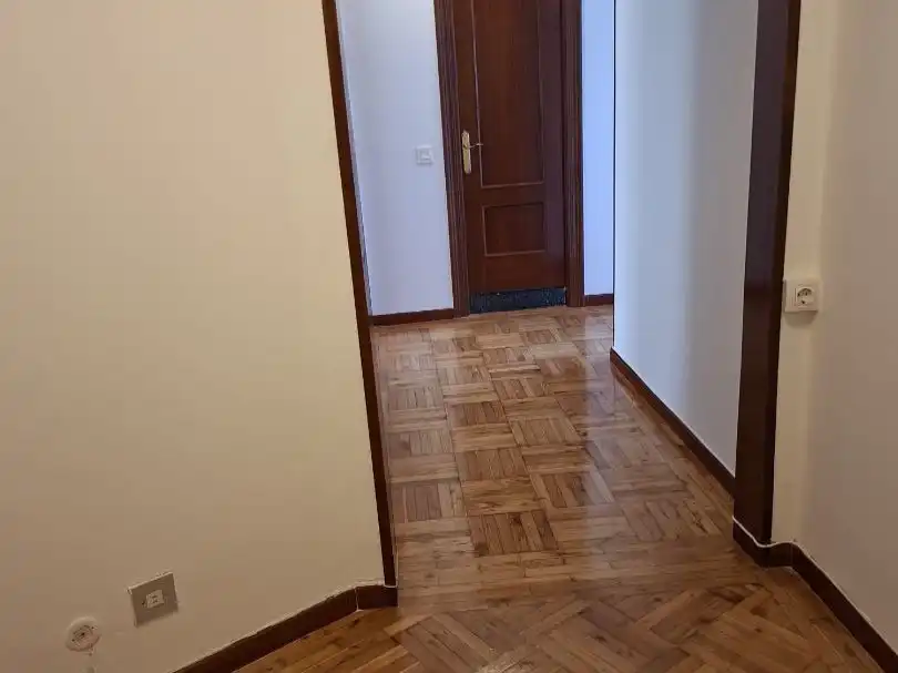 Piso en  Avenida Rufo García Rendueles 25 - Foto 2