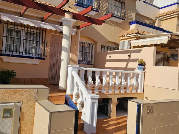 Casa o chalet independiente en Calle Almudena, 50 - Foto 2