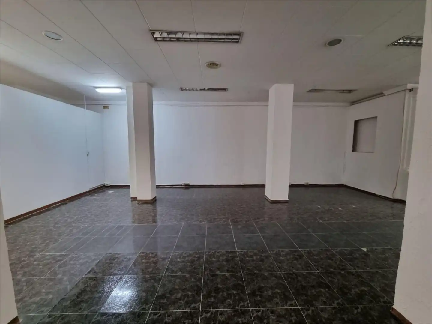 Local comercial en  Avinguda de Sant Josep de la Muntanya 11 - Foto 12