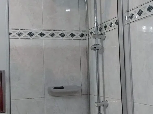 Piso en calle Profesor Reina, 1 - Foto 2