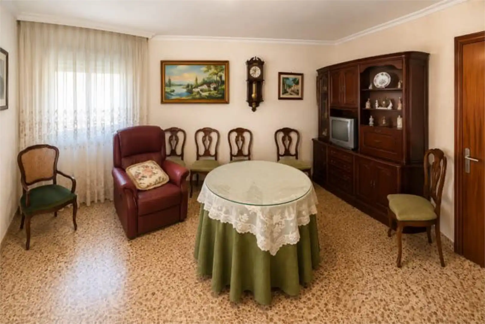 Chalet en Barrio pequeño - Foto 9