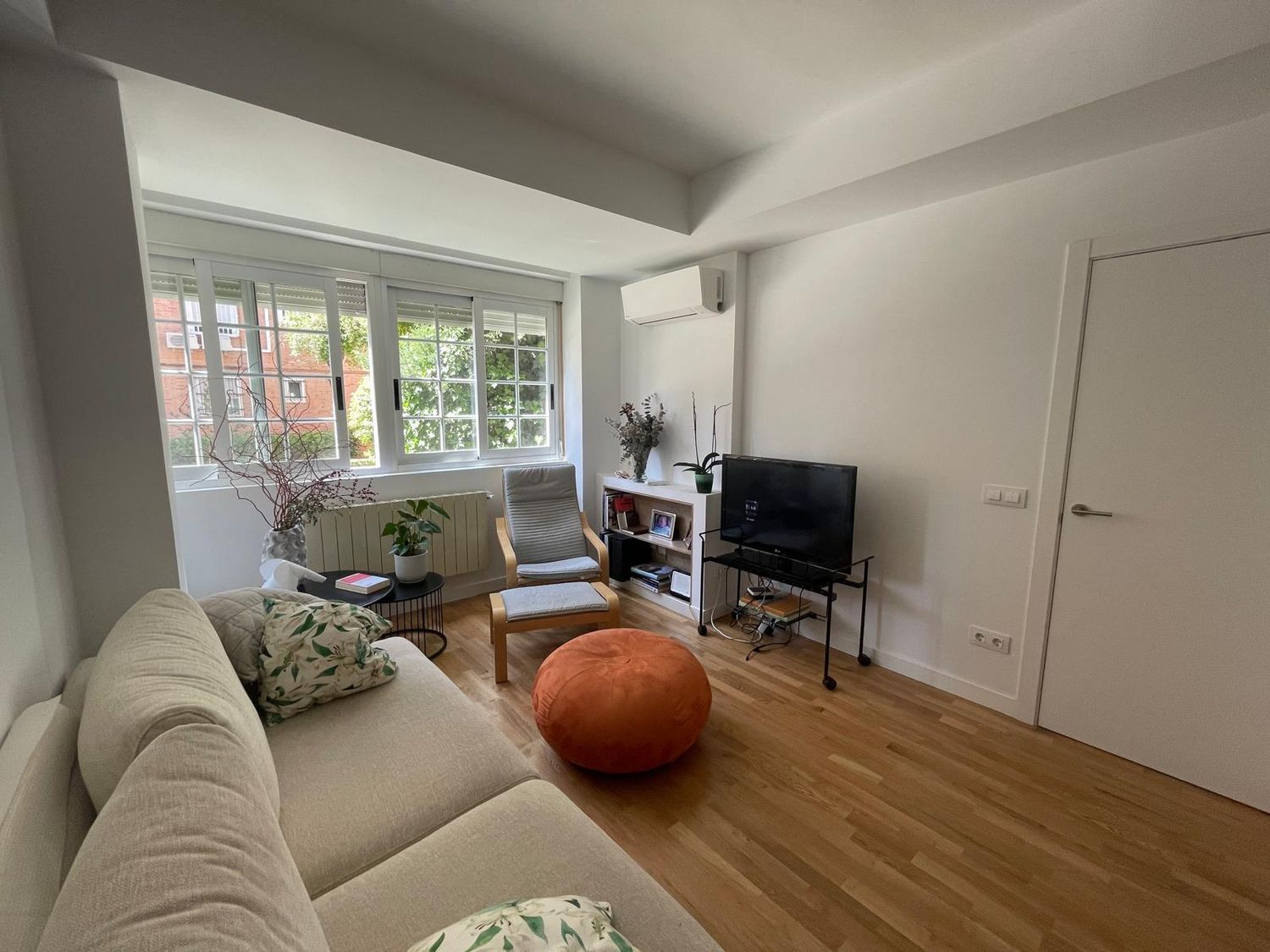 Piso en calle de Valderromán, 3 - Foto 2