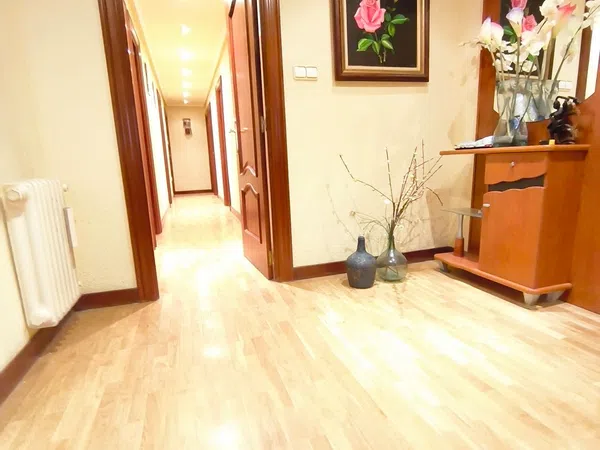 Piso en avenida Alfonso IX de León, 124 - Foto 5
