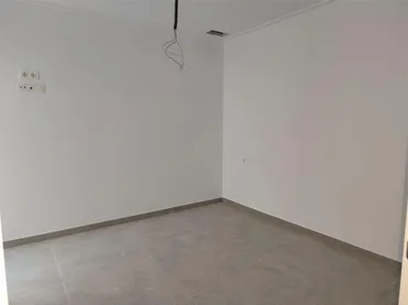 Piso en  Carrer Carlos Antón Pastor 58 - Foto 4