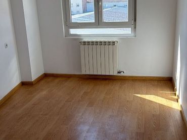 Piso en  Avenida del Párroco Pablo Díez 79 - Foto 5