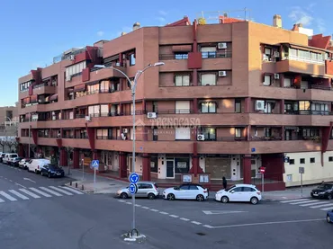 Local comercial en Leganés - Foto 9