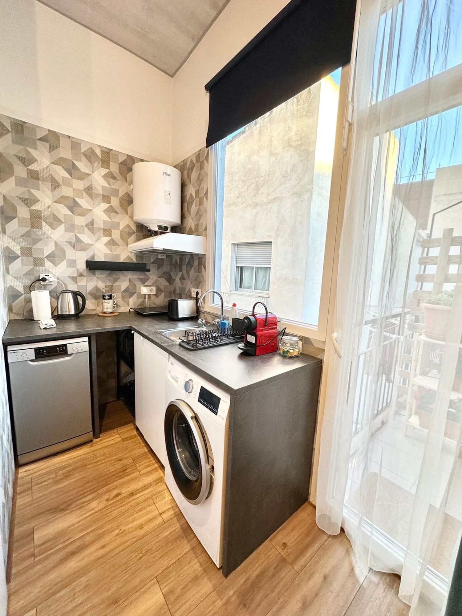 Estudio en Calle San Vicente, 18 - Foto 2