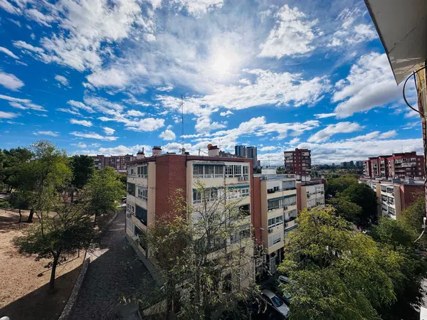 Piso en calle Chantada, 20