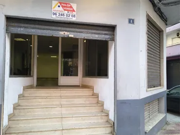Planta baja en avenida Avinguda Joan XXIII 76 - Foto 1