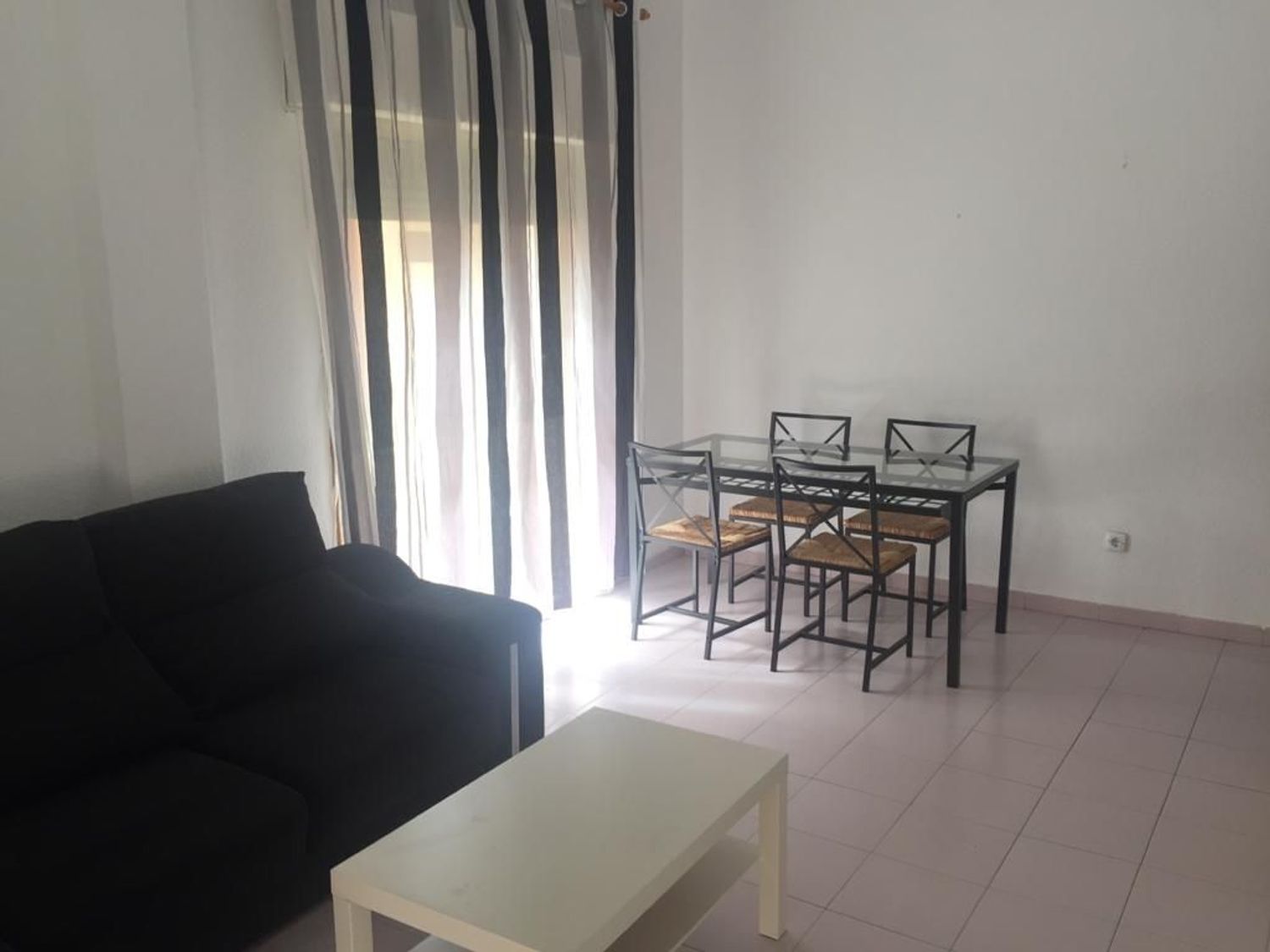 Piso en calle Bolivia, 16 - Foto 2