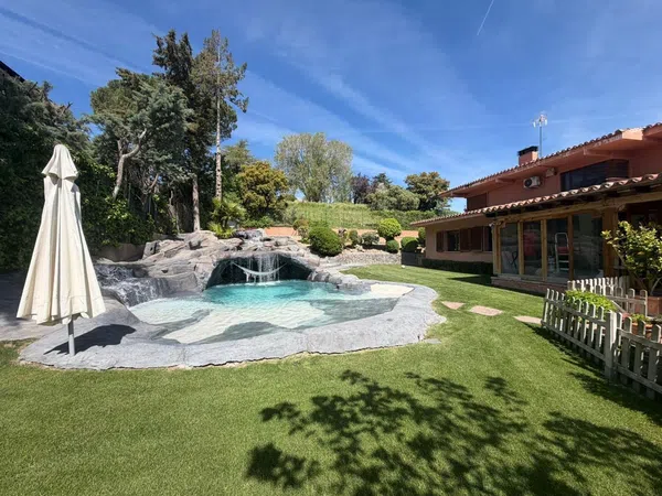 Casa o chalet independiente en Avenida de la Tribuna, 28 - Foto 1
