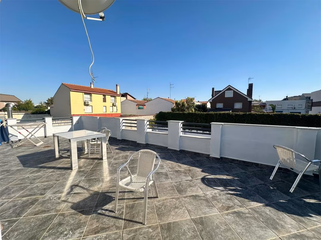 Piso en  Calle Abril 44 - Foto 16