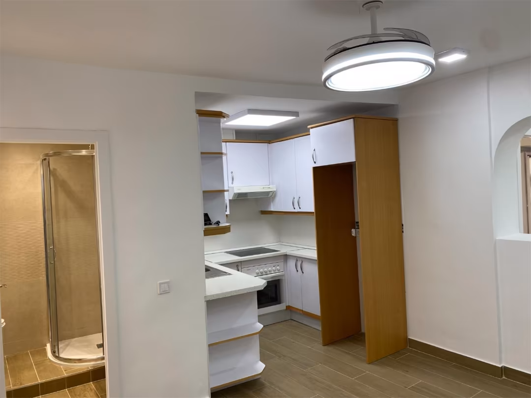 Piso en  Calle del Príncipe 26 - Foto 2