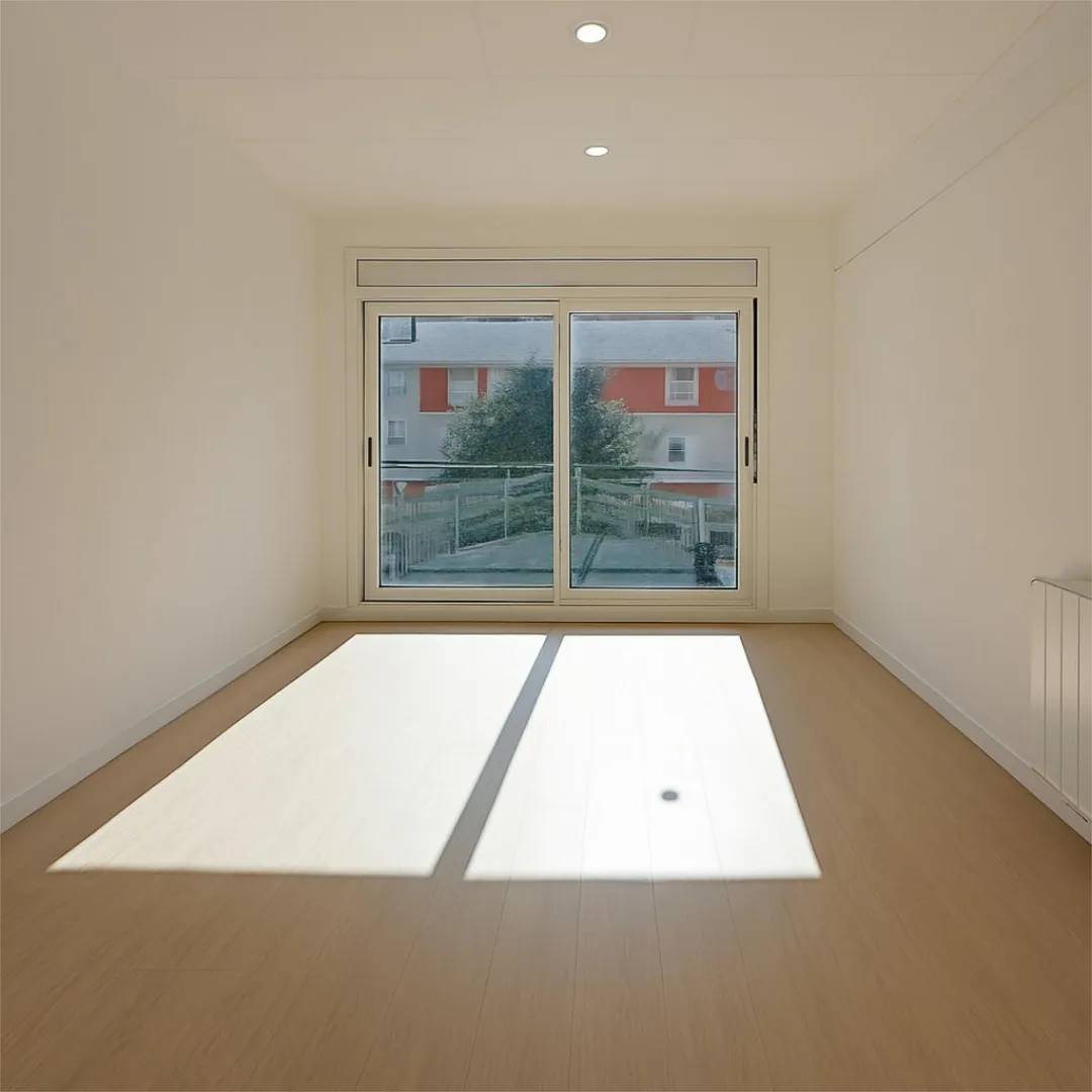 Piso en  Avinguda Sant Esteve 67 - Foto 3