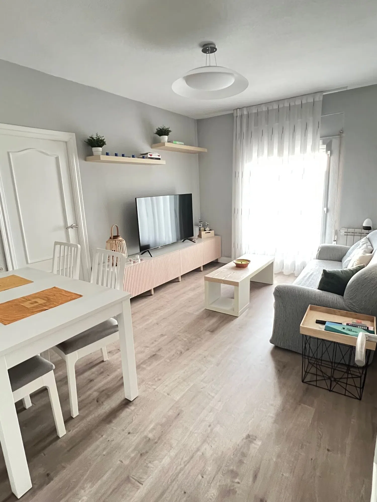 Piso en calle Uría, 17 - Foto 1