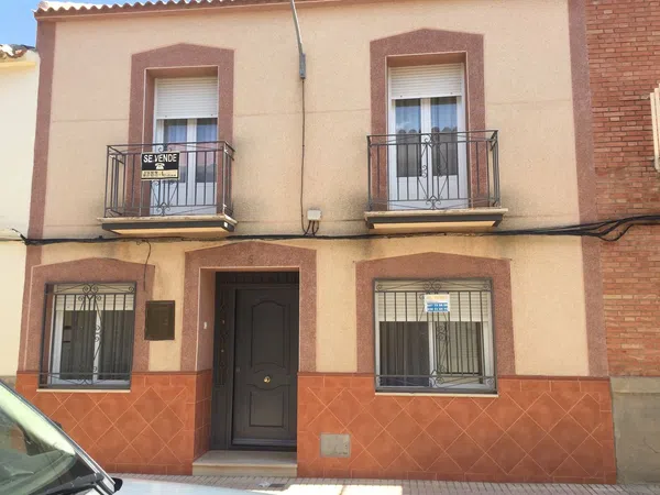 Chalet adosado en Calle Oriente, 5 - Foto 1