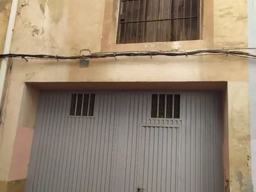 Casa adosada en  Carrer d'Alloza 68 - Foto 3