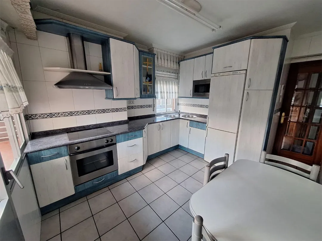 Piso en Vitoria - Gasteiz - Foto 1