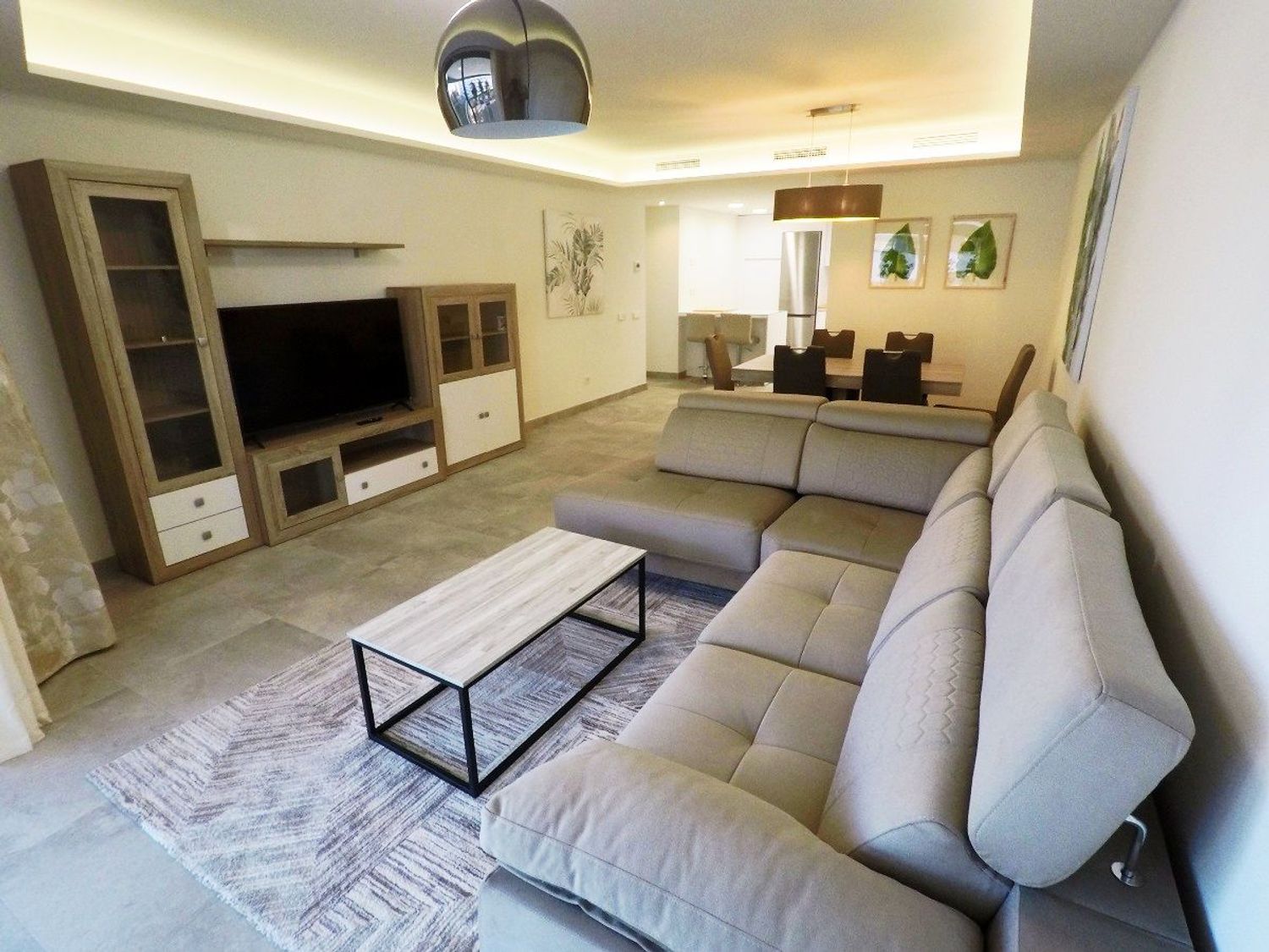 Piso en avenida Juan Carlos I, 42 - Foto 4