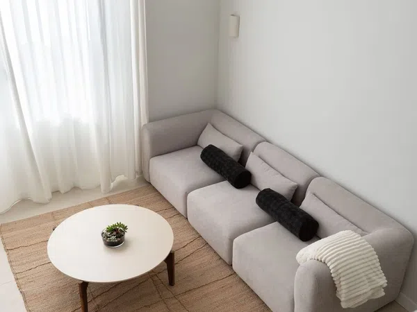 Estudio en calle del Doctor Ramón Castroviejo, Madrid, 200