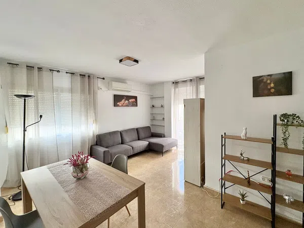 Piso en calle Escritor José de los Heros, 2