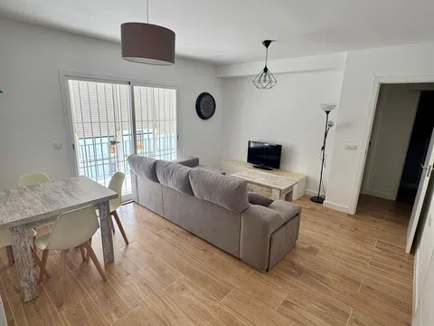 Piso en alto Cisneo, 7
