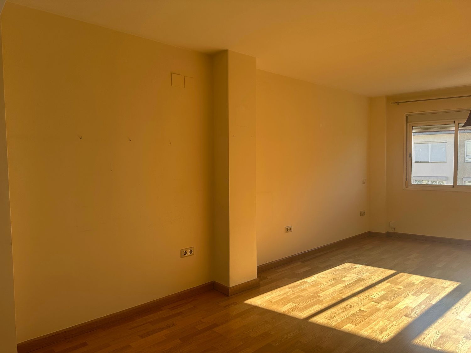 Estudio en calle Amador de los Ríos, 1 - Foto 4