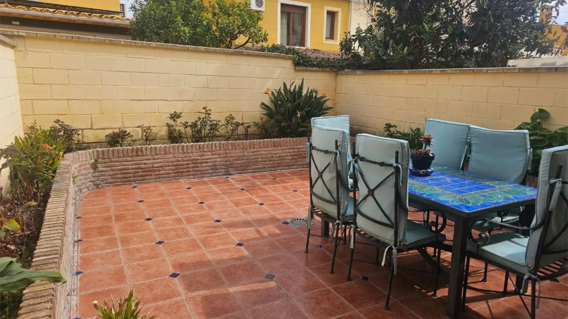 Piso en  Calle Poeta Muñoz Rojas 10 - Foto 2