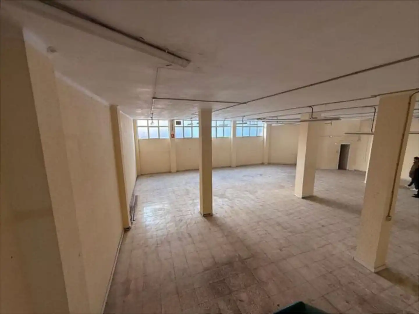 Local comercial en gavarra - Foto 4