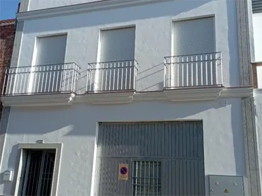 Casa adosada en  Calle Antonoi Perez Perez 12 - Foto 2