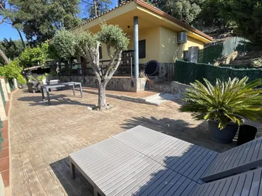 Chalet en  Avinguda del Vallès 18 - Foto 3