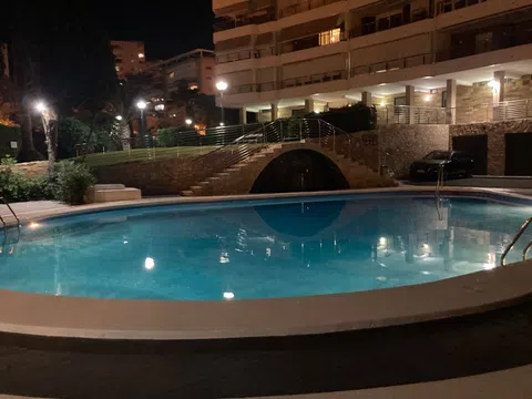 Piso en avenida de Cataluña, 2