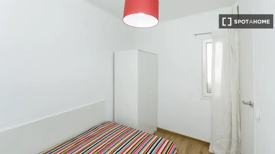 Piso en L'Hospitalet de Llobregat - Foto 2