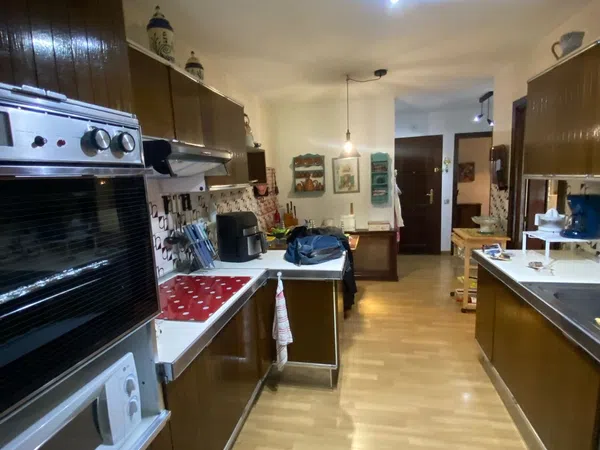Piso en avenida Claveles, 23