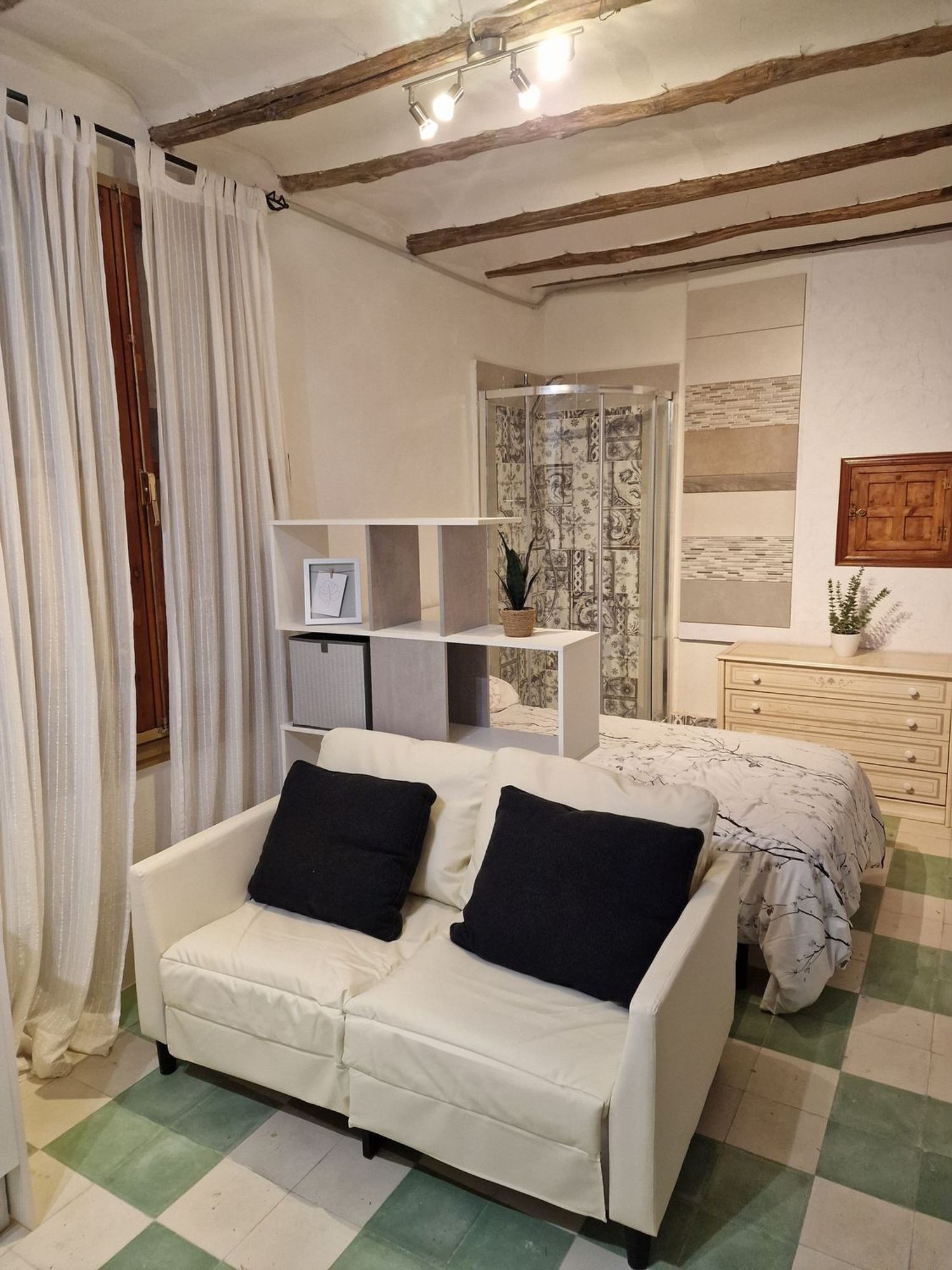 Estudio en avenida de Sierra Nevada, 57 - Foto 3