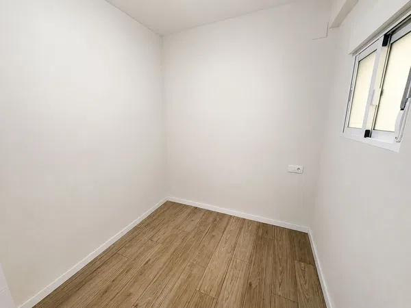 Piso en Calle Tarrasa, 222, Huerta de la Reina - Foto 18