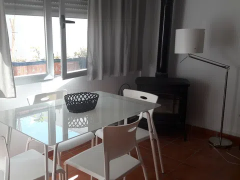 Estudio en calle Javier Tortosa, 12
