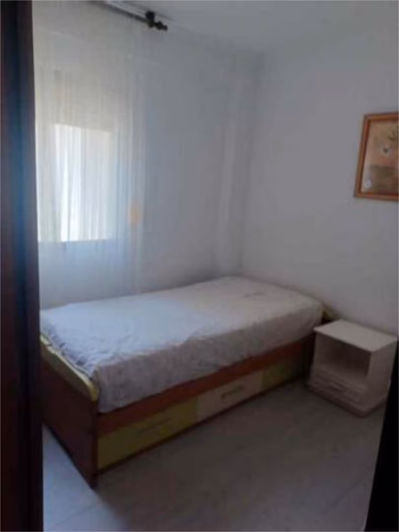 Piso en Las Delicias - Foto 4