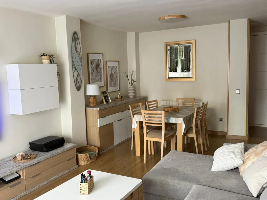 Piso en  Plaza de Valencia 8 - Foto 2