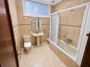 Piso en  Calle Marqués de la Ensenada 33A - Foto 4