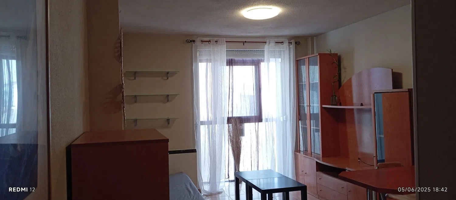 Estudio en calle de San Florencio, 6 - Foto 10