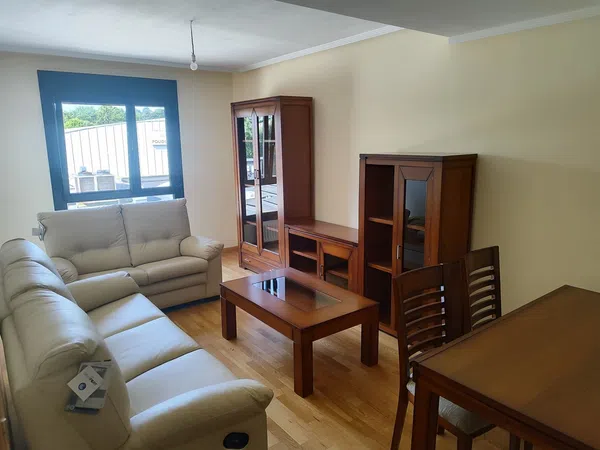 Piso en Calle Luis Suárez Ximielga, 32 - Foto 1
