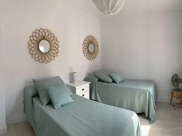 Chalet adosado en Núcleo Urbano - Foto 13